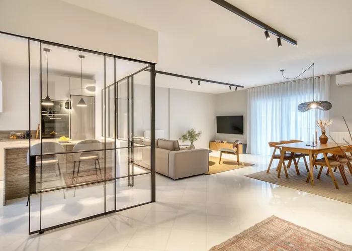 Living In Nafplio Avantgarde Apartment