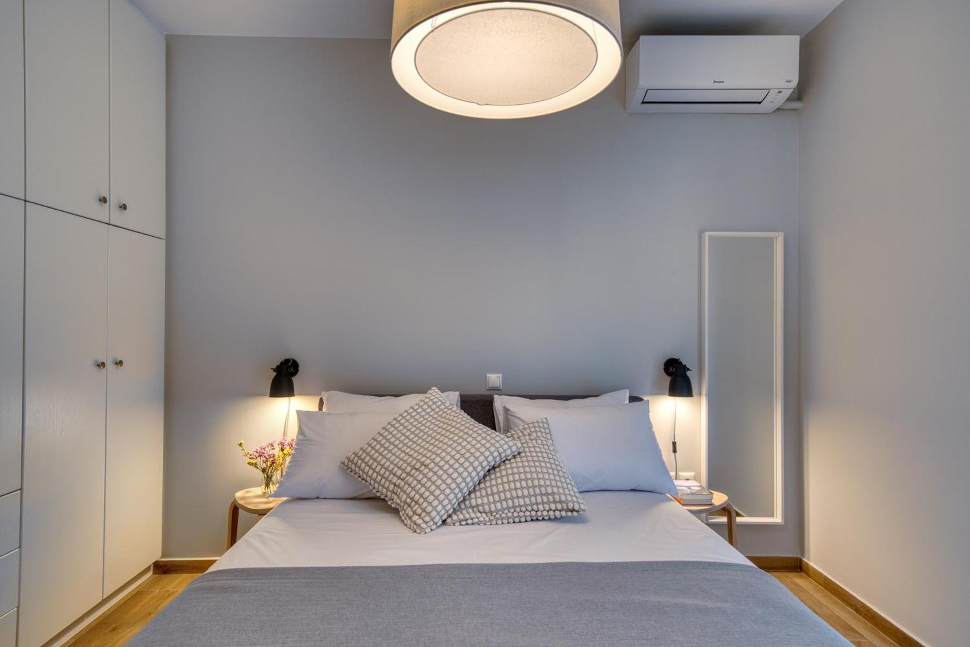 Living In Avantgarde Apartment